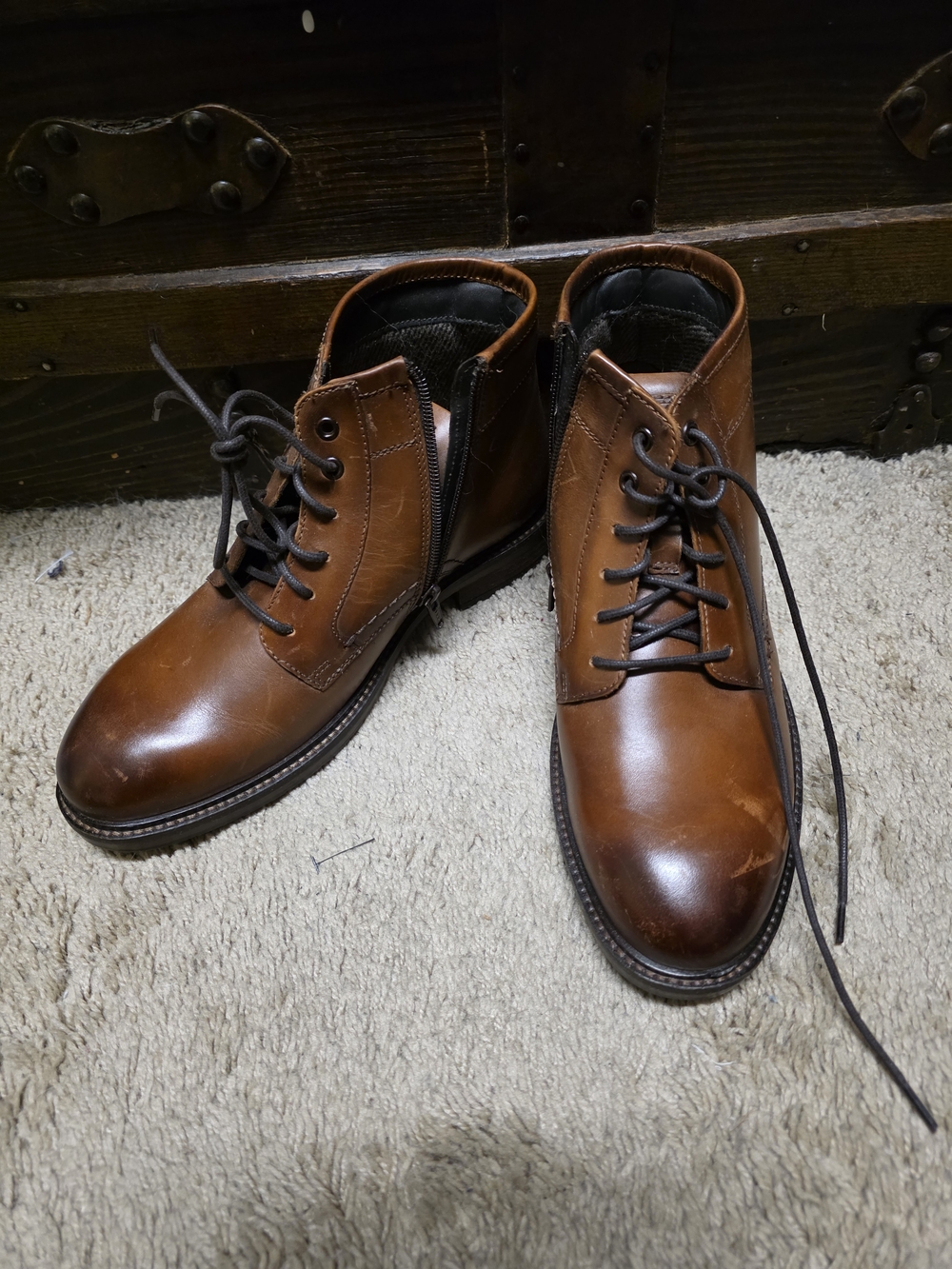Florsheim Brown Leather Chukka Lace-Up Boots
